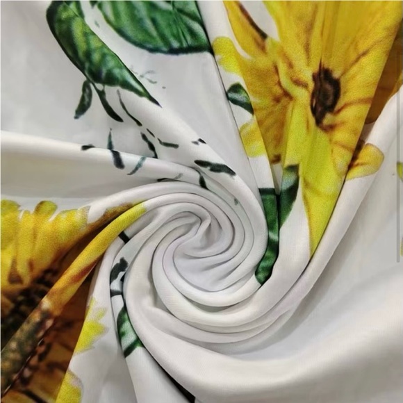 NWOT Sunflower Print Cold Shoulder Dress, Casual V Neck Lace Shoulder - Picture 3 of 4